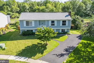 5690 Pebble Dr, Frederick, MD 21703 - Photo 1
