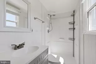 5690 Pebble Dr, Frederick, MD 21703 - Photo 21