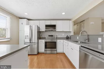 5690 Pebble Drive, Frederick, MD 21703 - Photo 11