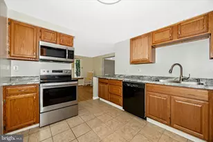 1201 Conewago Dr, Frederick, MD 21702 - Photo 17