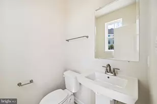 2109 Peace Lily Ln, Frederick, MD 21702 - Photo 17