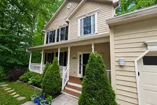 10918 Oakcrest Cir, New Market, MD 21774 - Photo 5