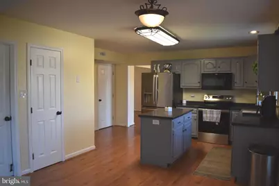 2174 E Greenleaf Drive, Frederick, MD 21702 - Photo 9