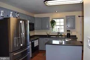 2174 E Greenleaf Dr, Frederick, MD 21702 - Photo 5