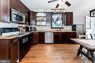 276 W 5th St, Frederick, MD 21701 - Photo 13