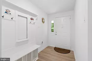 8323 Sharon Dr, Frederick, MD 21704 - Photo 7