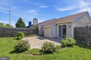 819 Chadwick Cir, Frederick, MD 21701 - Photo 15