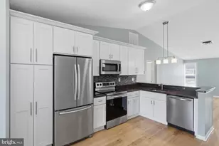 819 Chadwick Cir, Frederick, MD 21701 - Photo 7
