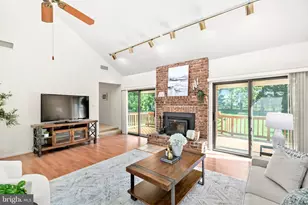 11124 Mountain View Ln, Ijamsville, MD 21754 - Photo 5