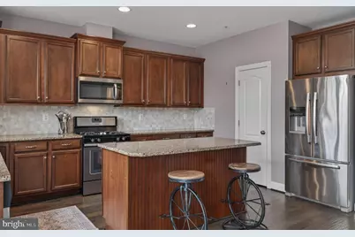 1211 Shenandoah Square N, Brunswick, MD 21716 - Photo 13