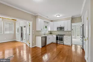 9035 Allington Manor Cir W, Frederick, MD 21703 - Photo 11