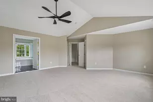 9035 Allington Manor Cir W, Frederick, MD 21703 - Photo 21