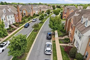 2622 Island Grove Blvd, Frederick, MD 21701 - Photo 9