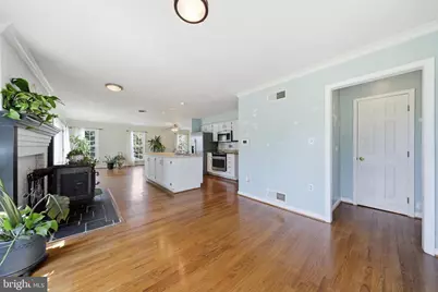 325 E Mountain Road, Knoxville, MD 21758 - Photo 17