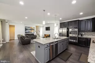 5861 Oakdale Vlg Rd, Ijamsville, MD 21754 - Photo 5