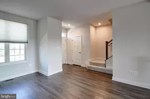 10621 Saponi Dr, New Market, MD 21774 - Photo 9
