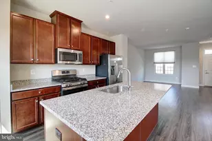10621 Saponi Dr, New Market, MD 21774 - Photo 5