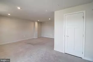 10621 Saponi Dr, New Market, MD 21774 - Photo 15
