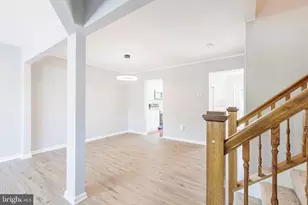 2433 Dunmore Ct, Frederick, MD 21702 - Photo 7