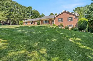 5212 Ernie Ln, Frederick, MD 21703 - Photo 5