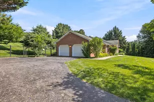 5212 Ernie Ln, Frederick, MD 21703 - Photo 7