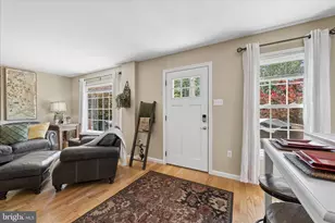 10801 Lake Ct E, New Market, MD 21774 - Photo 9