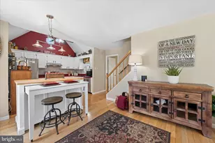 10801 Lake Ct E, New Market, MD 21774 - Photo 11