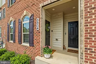 5904 Etterbeek St, Ijamsville, MD 21754 - Photo 3
