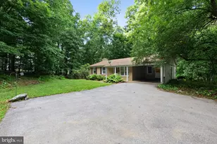 9810 Woodsboro Rd, Frederick, MD 21701 - Photo 3