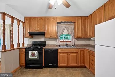 9810 Woodsboro Road, Frederick, MD 21701 - Photo 11