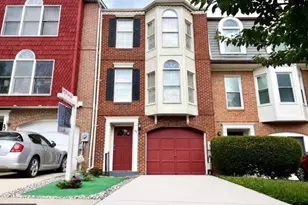 40 Victoria Square, Frederick, MD 21702 - Photo 1