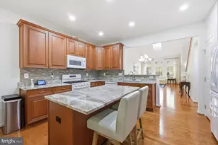 10562 Edwardian Ln, New Market, MD 21774 - Photo 9