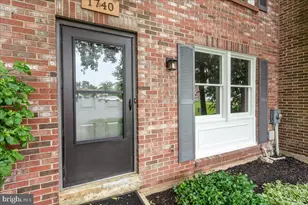 1740 Heather Ln, Frederick, MD 21702 - Photo 3