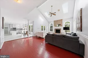 6135 Fieldcrest Ct, Frederick, MD 21701 - Photo 7