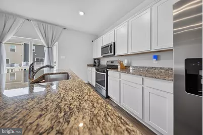 1204 Daphne Way, Frederick, MD 21702 - Photo 15