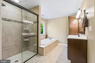9009 Shadybrook Dr, Frederick, MD 21701 - Photo 23