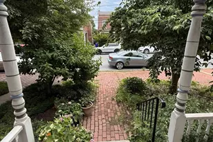 327 E 3rd St, Frederick, MD 21701 - Photo 3