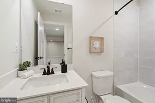 205 Baughmans Ln, Frederick, MD 21702 - Photo 65