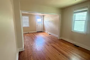 242 S Carroll St, Frederick, MD 21701 - Photo 5