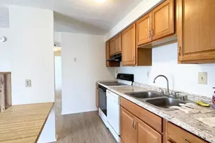 1001 Heather Ridge Dr, Frederick, MD 21702 - Photo 3