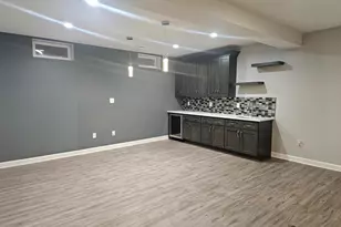 2148 Chestnut Ln, Frederick, MD 21702 - Photo 7
