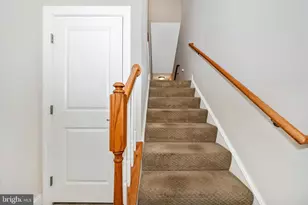 304 Mill Pond Rd, Frederick, MD 21701 - Photo 3