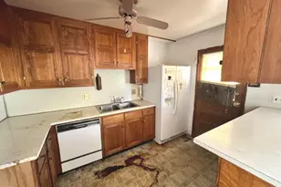 379 Pearl St, Frederick, MD 21701 - Photo 9
