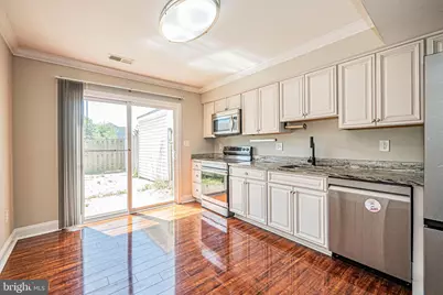 532 Essex Place, Frederick, MD 21703 - Photo 7