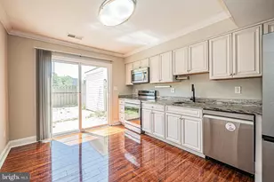 532 Essex Pl, Frederick, MD 21703 - Photo 7