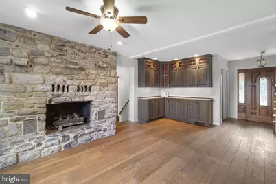 6911 Summerswood Drive, Frederick, MD 21702 - Photo 11