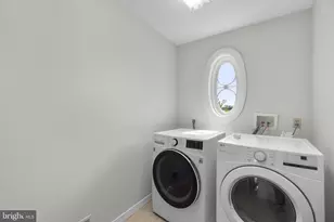 6911 Summerswood Dr, Frederick, MD 21702 - Photo 15