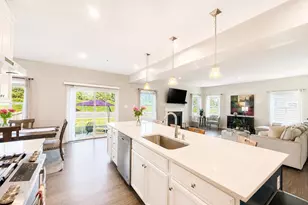 711 Canal Town St, Brunswick, MD 21716 - Photo 7