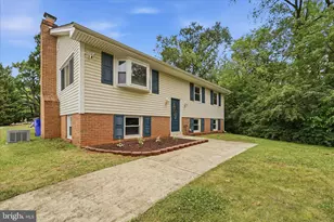 5615 Calvert Dr, Frederick, MD 21703 - Photo 3