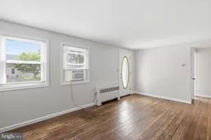 905 Oak St, Frederick, MD 21703 - Photo 5